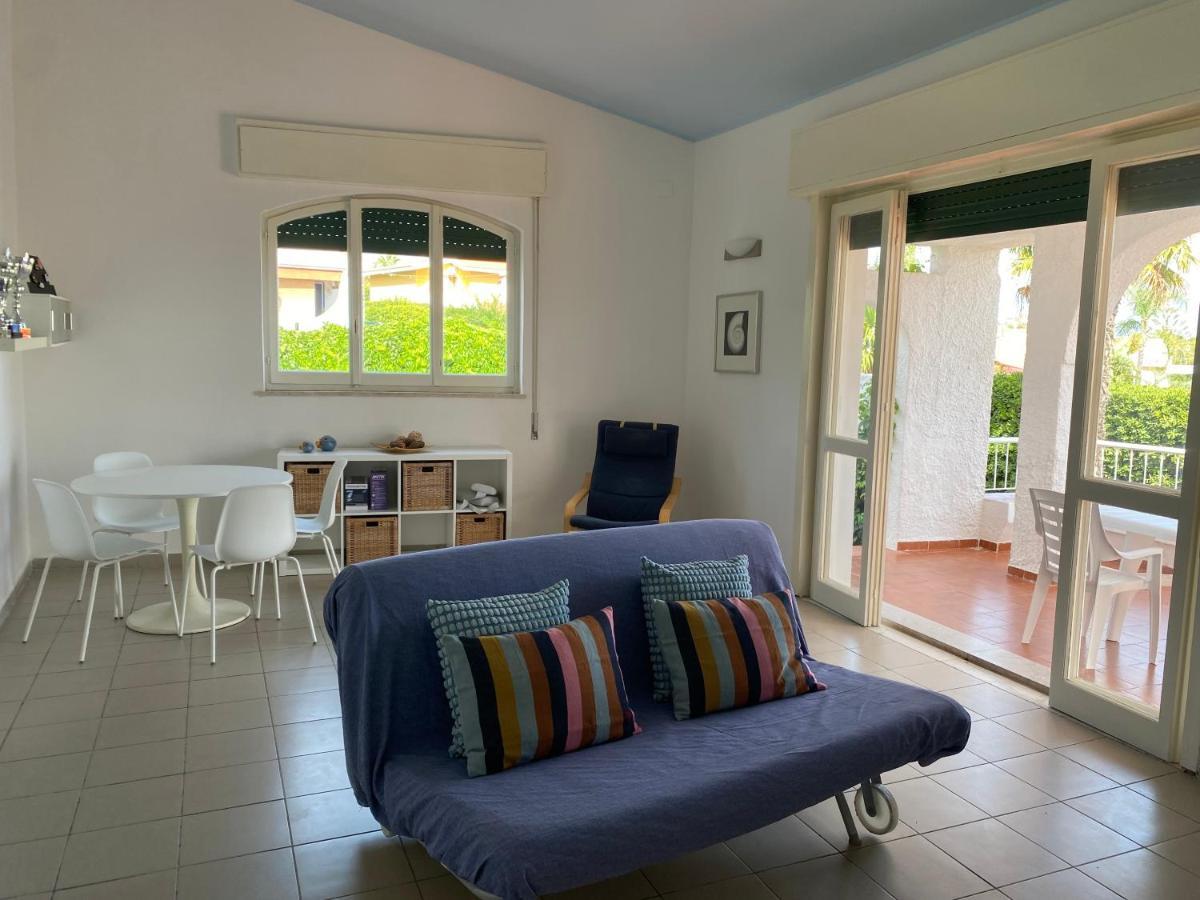 Villa Titti Residence La Bussola Fontane Bianche Buitenkant foto